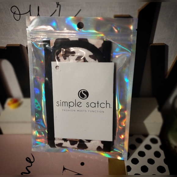 Simple Satch Headband | Leopard Print - Picture 1 of 3